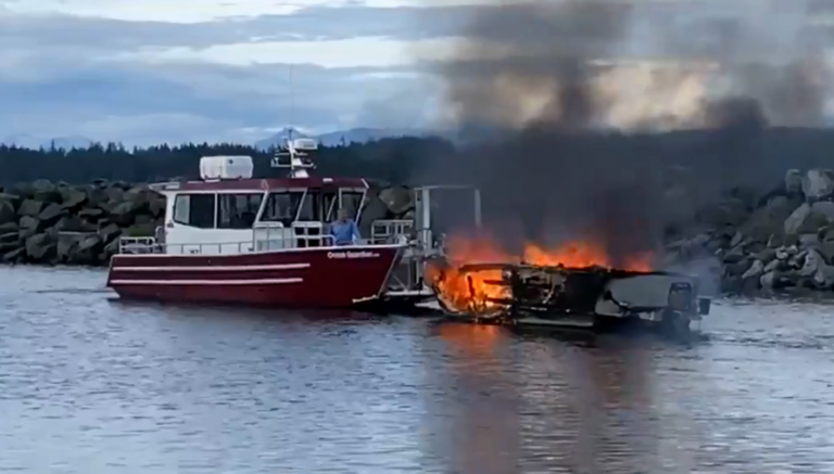 VIDEO: Two boats destroyed after Tuesday fire in Campbell River