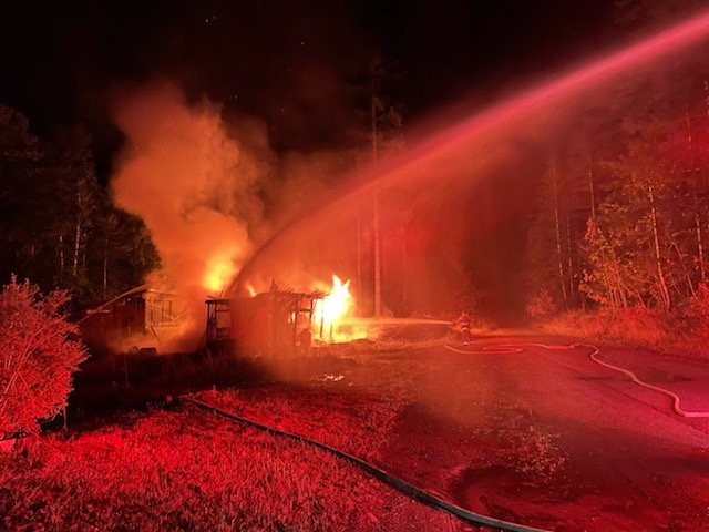 Early morning blaze destroys Vancouver Island home