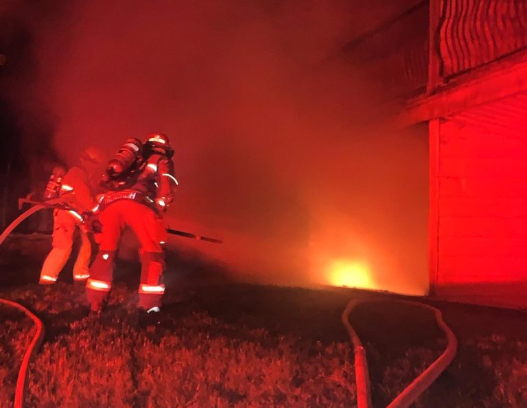 Port Hardy Fire crews respond to late-night blaze at local apartment complex 